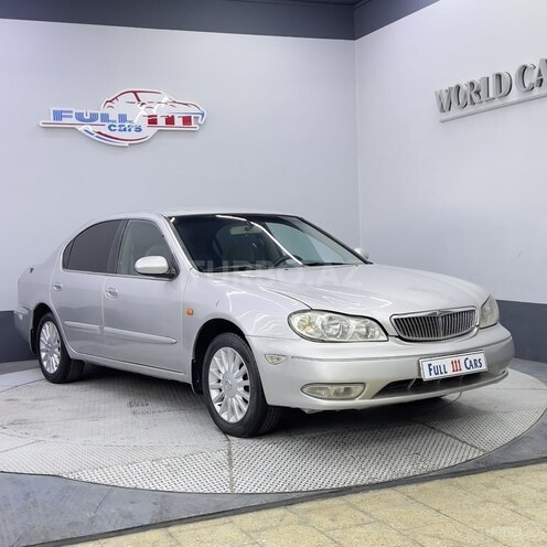 Nissan Maxima-1