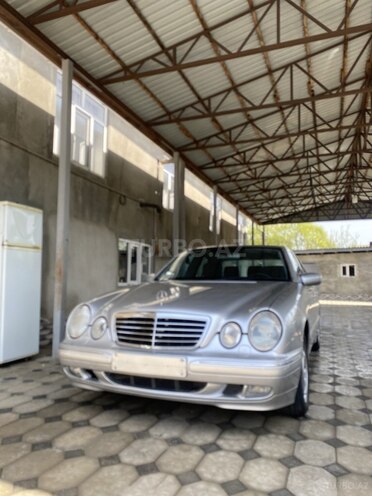 Mercedes E 240 2000, 198,000 km - 2.4 l - Masallı
