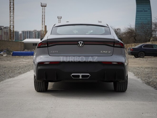 Changan Uni-V iDD-7