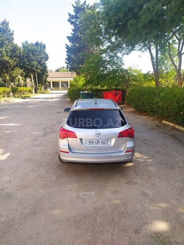 Opel Astra 2014, 233,119 km - 1.7 l - Bakı