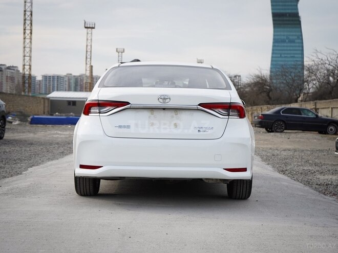 Toyota Corolla-4