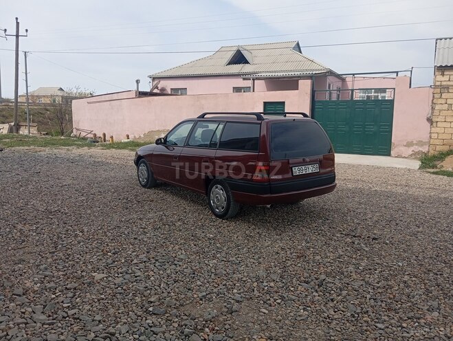 Opel Astra 1996, 250,000 km - 1.6 l - Sumqayıt