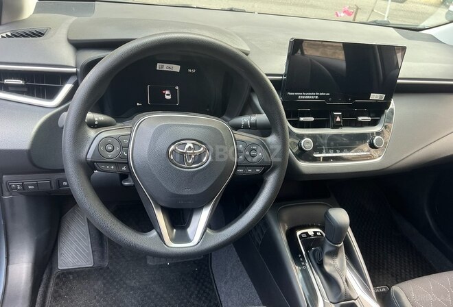 Toyota Corolla-10