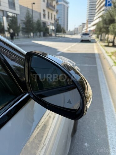 Mercedes E 300 e 4MATIC 2023, 15,000 km - 2.0 l - Bakı
