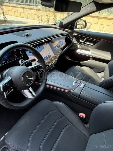 Mercedes E 300 e 4MATIC 2023, 15,000 km - 2.0 l - Bakı
