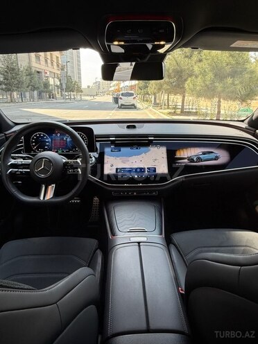 Mercedes E 300 e 4MATIC 2023, 15,000 km - 2.0 l - Bakı
