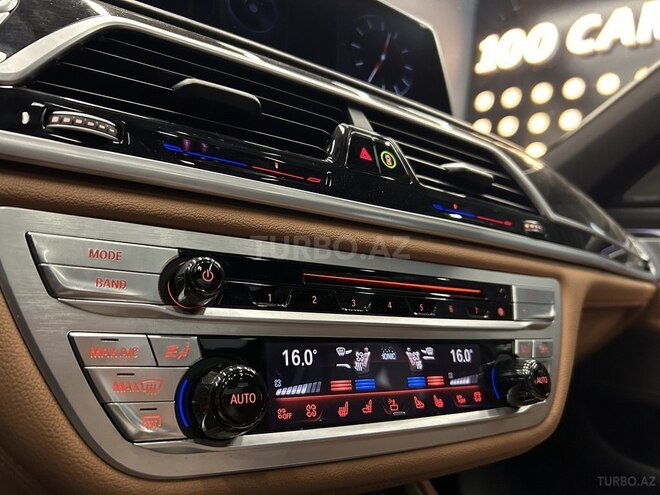 BMW 740Le 2018, 124,000 km - 2.0 l - Bakı