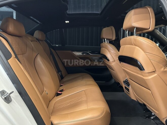 BMW 740Le 2018, 124,000 km - 2.0 l - Bakı