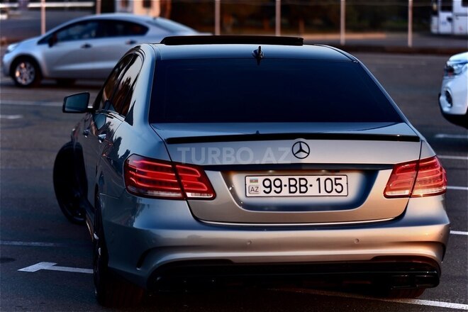Mercedes E 350 2010, 220,000 km - 3.5 l - Bakı