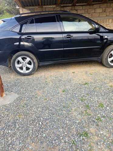 Lexus RX 330 2004, 317,000 km - 3.3 l - Astara