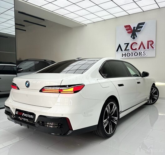 BMW i7 2023, 23,882 km - 0.0 l - Bakı