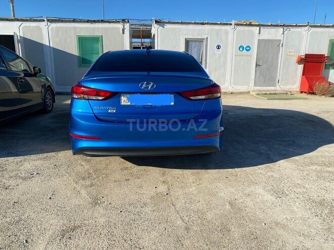 Hyundai Elantra 2017, 200,460 km - 2.0 л - Bakı