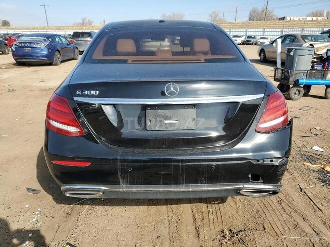 Mercedes E 300 2017, 143,094 km - 2.0 l - Bakı