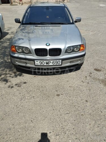 BMW 318 2000, 253,500 km - 1.9 l - Qax
