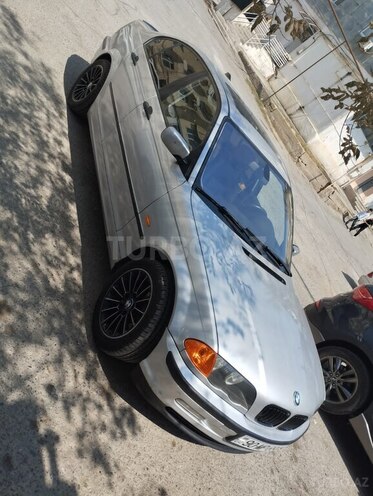 BMW 318 2000, 253,500 km - 1.9 l - Qax