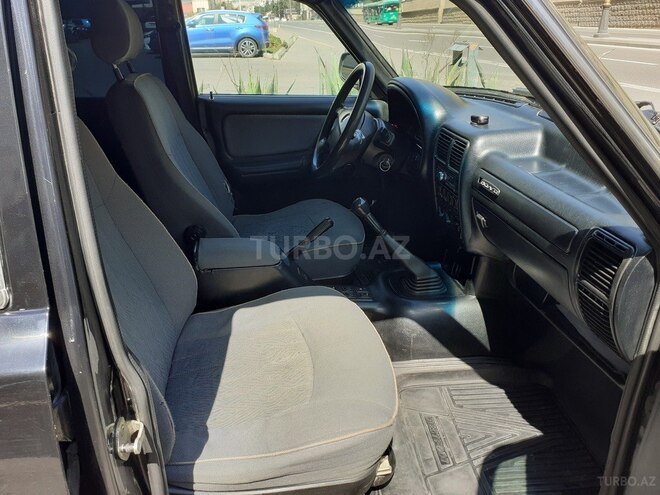 GAZ 31105 2006, 200,000 km - 2.3 l - Bakı