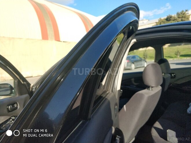 Nissan Sunny 2010, 280,000 km - 1.6 л - Bakı