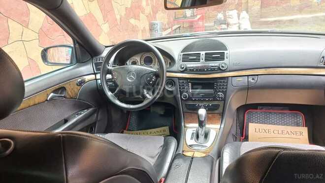 Mercedes E 270 2002, 299,579 km - 2.7 l - Bakı