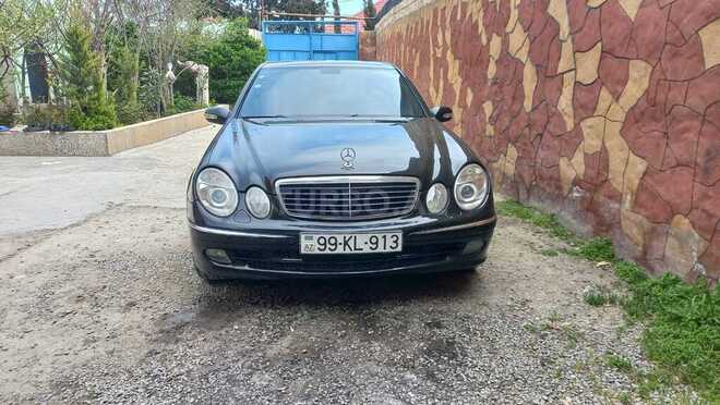 Mercedes E 270 2002, 299,579 km - 2.7 l - Bakı