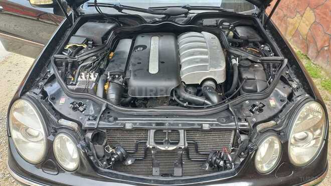 Mercedes E 270 2002, 299,579 km - 2.7 l - Bakı
