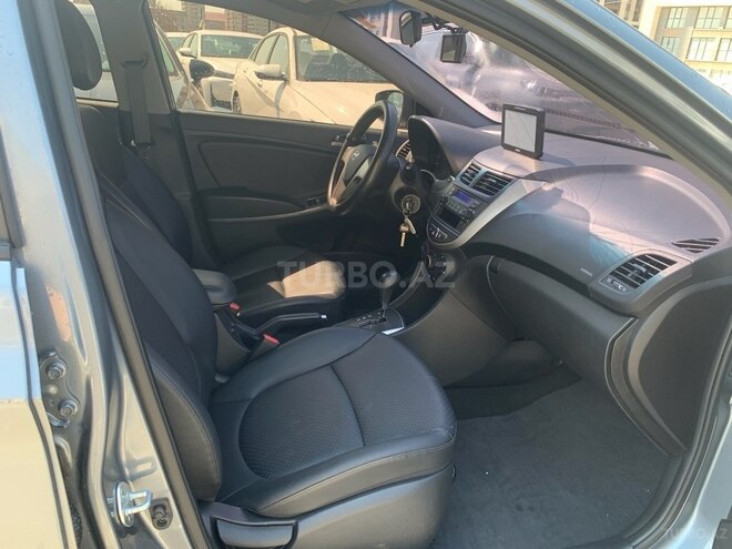 Hyundai Accent 2017, 80,000 km - 1.4 l - Bakı