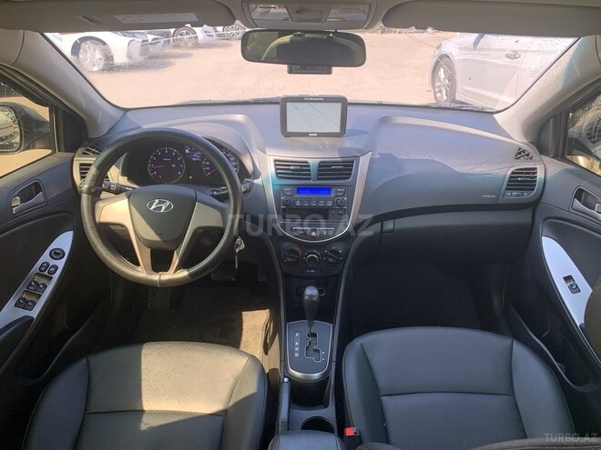 Hyundai Accent 2017, 80,000 km - 1.4 l - Bakı