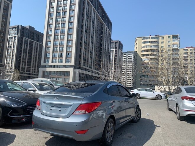 Hyundai Accent 2017, 80,000 km - 1.4 l - Bakı