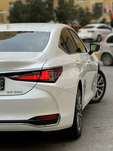 Lexus ES 200 2023, 23,000 km - 2.0 л - Sumqayıt