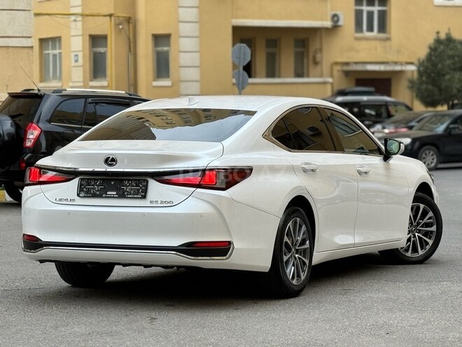 Lexus ES 200 2023, 23,000 km - 2.0 л - Sumqayıt