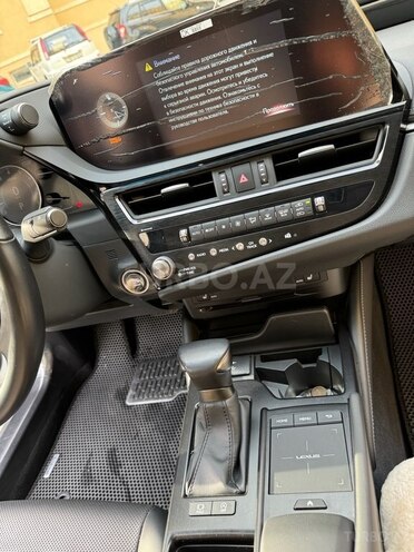 Lexus ES 200 2023, 23,000 km - 2.0 л - Sumqayıt