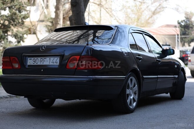 Mercedes E 200 1999, 750,000 km - 2.0 l - Bakı
