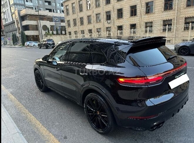 Porsche  2020, 40,000 km - 4.0 l - Bakı