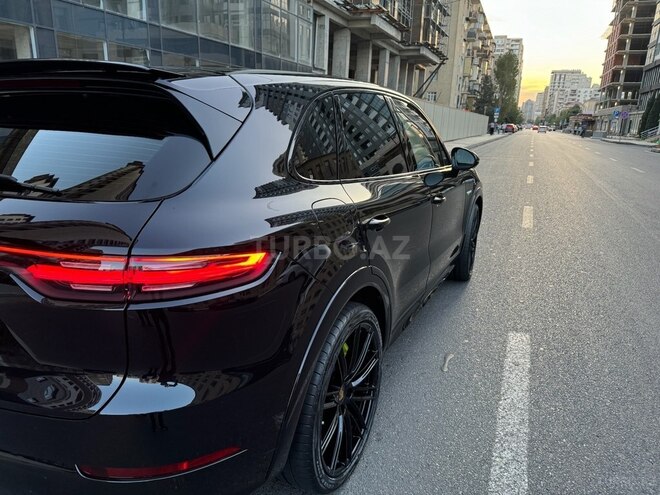 Porsche  2020, 40,000 km - 4.0 l - Bakı