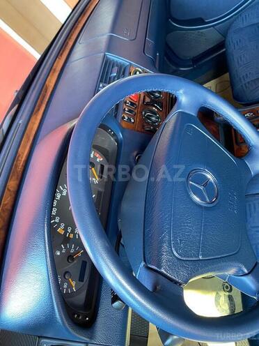 Mercedes C 180 1999, 352,000 km - 1.8 л - Bakı