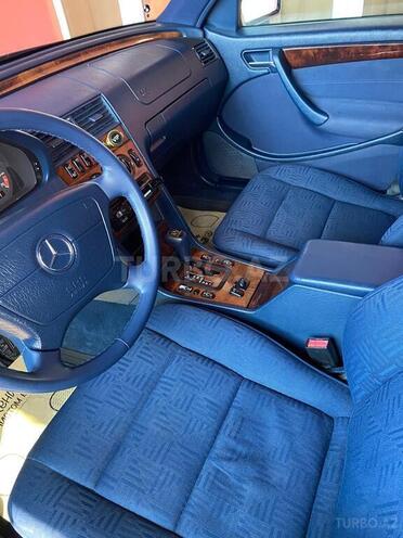 Mercedes C 180 1999, 352,000 km - 1.8 л - Bakı