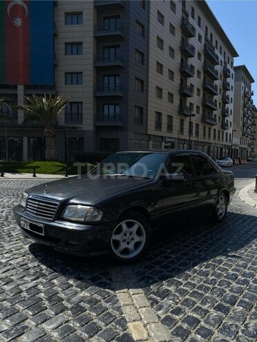 Mercedes C 220 d 2000, 250,000 km - 2.2 л - Bakı