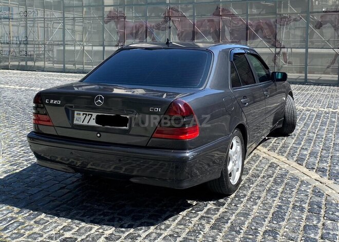 Mercedes C 220 d 2000, 250,000 km - 2.2 л - Bakı