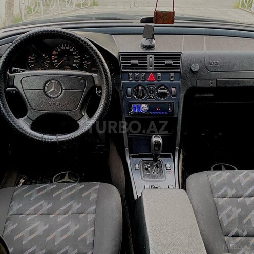 Mercedes C 220 d 2000, 250,000 km - 2.2 л - Bakı