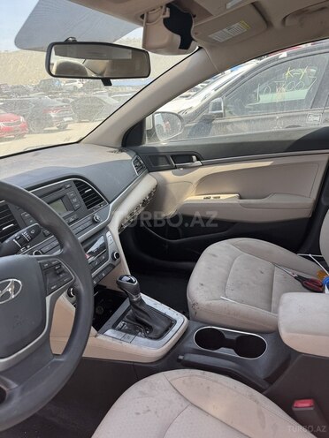 Hyundai Elantra 2017, 108,686 km - 2.0 l - Bakı
