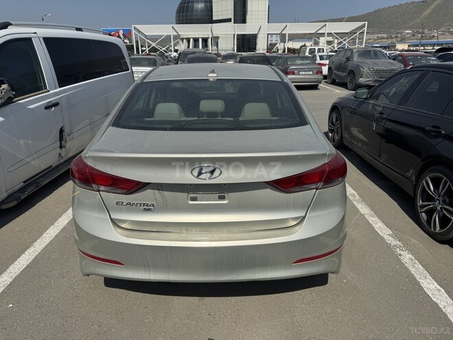 Hyundai Elantra 2017, 108,686 km - 2.0 l - Bakı