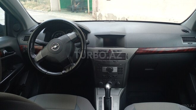 Opel Astra 2005, 245,000 km - 1.8 l - Bakı