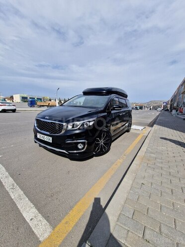 Kia Carnival-6
