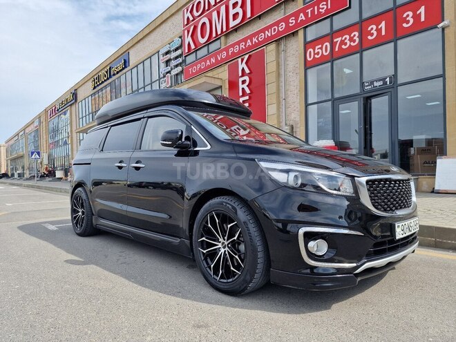 Kia Carnival-17