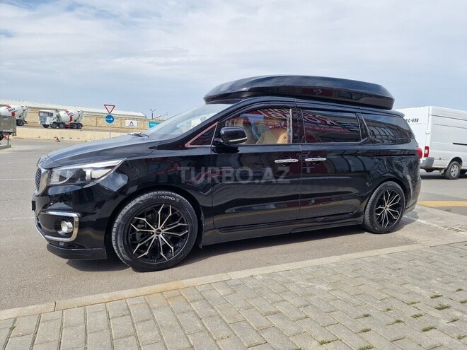Kia Carnival-18