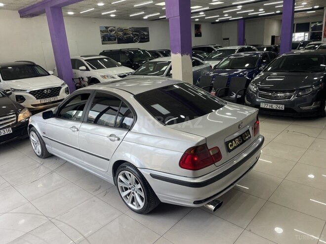 BMW 318-11