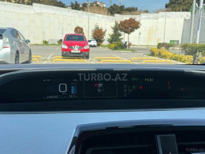 Toyota Prius 2016, 399,182 km - 1.8 l - Bakı