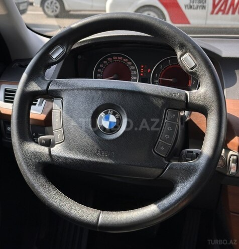 BMW 730-10