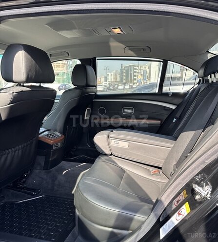 BMW 730-13