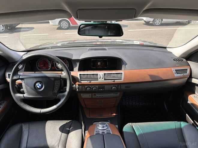 BMW 730-16