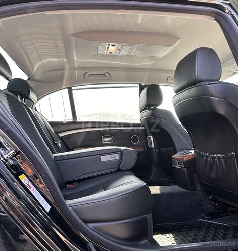BMW 730-14